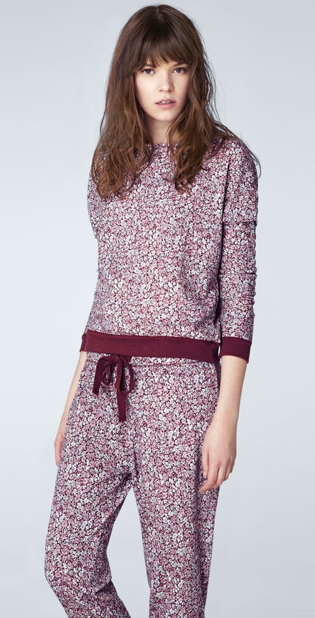 skyjama camiseta flores y pantalon multiestampado