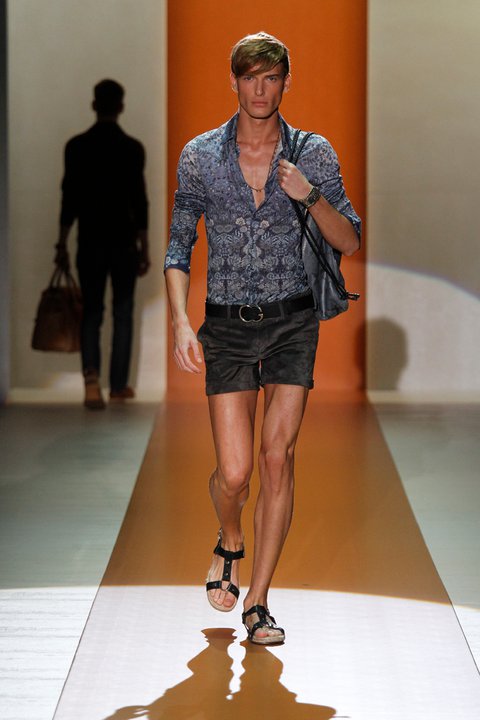 Moda masculina Gucci primavera verano 2011