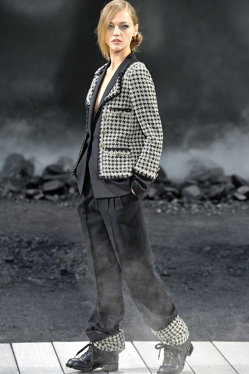 chaqueta mujer Chanel b&w 2011