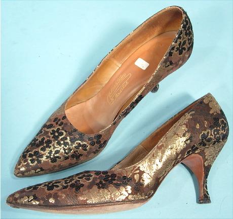 zapatos antique dress dorado